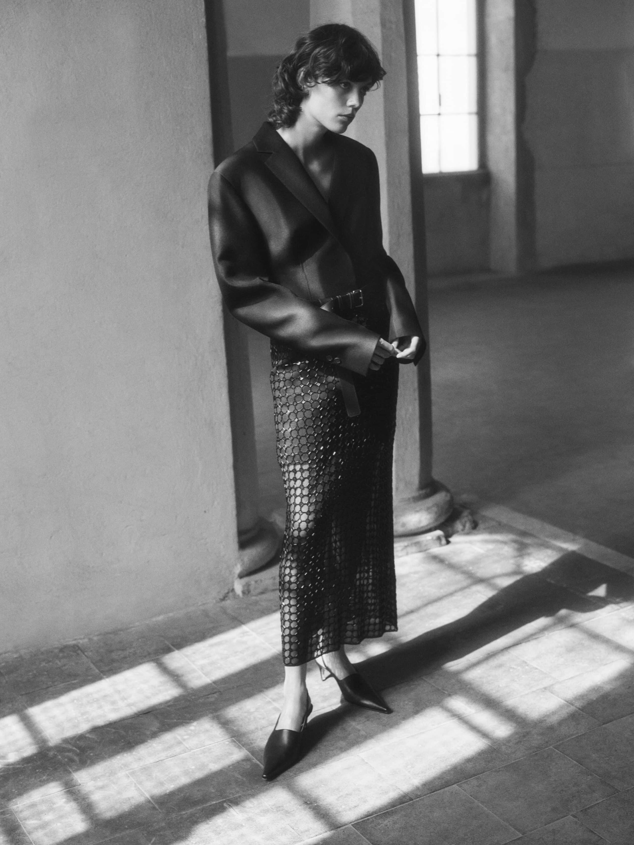 Campaign photograph for Giada, produced by Hotel Production in Milan, where experience and aesthetic sensibility meet contemporary fashion standards.